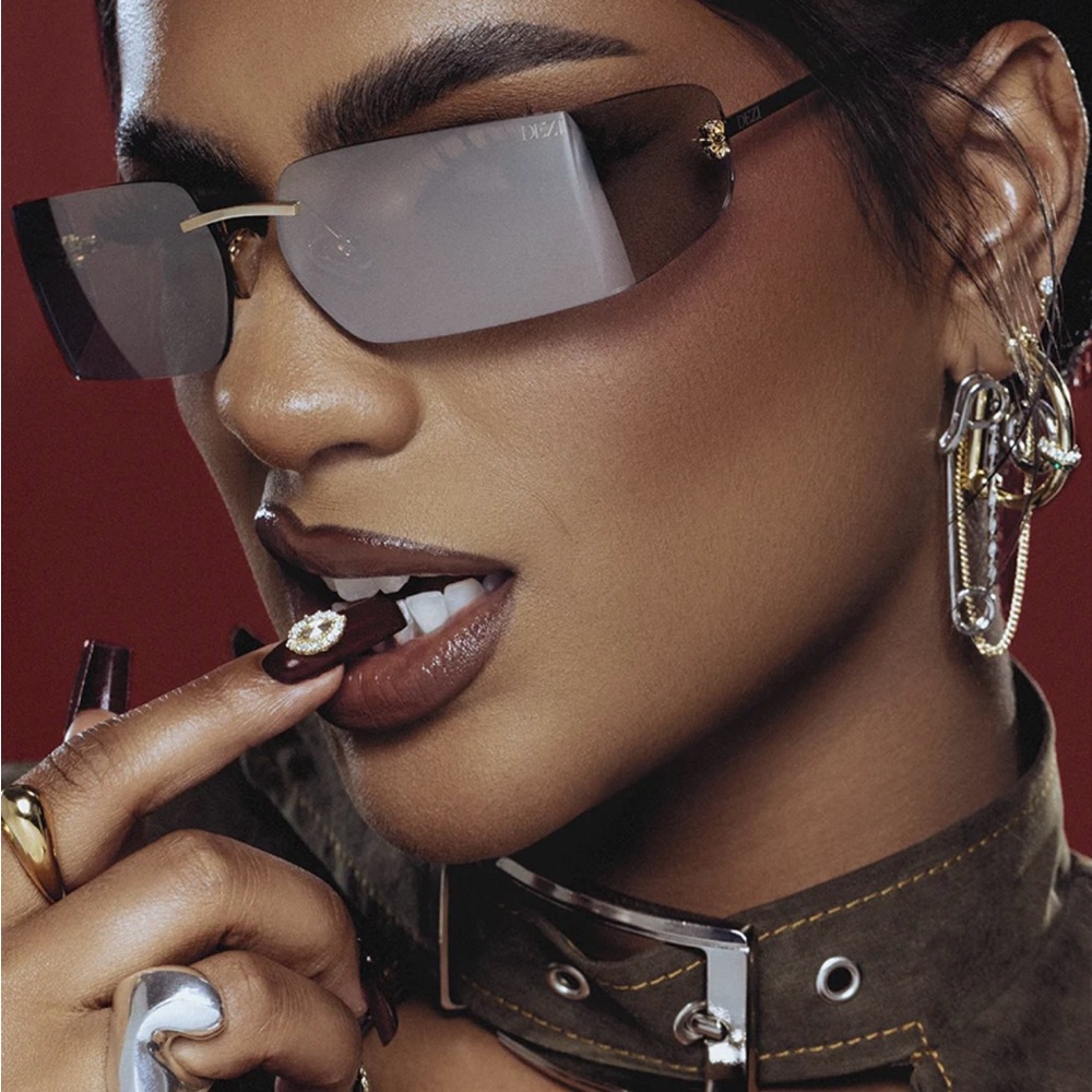 DEZI moneybags sunglasses